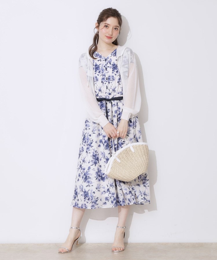 クチュールブローチ(Couture Brooch)の【上品な透け感・大人カジュアル】LEVITAジップアップフーディー1