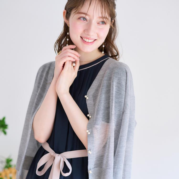 クチュールブローチ(Couture Brooch)の【上品な透け感・通勤】ダブルパール調釦LEVITAカーディガン