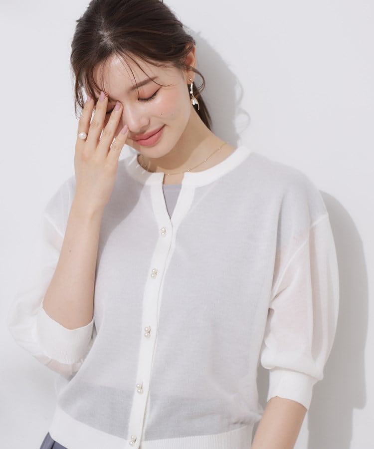 クチュールブローチ(Couture Brooch)の【前後2WAY・二の腕カバー】ダブルパール調釦LEVITA5分袖カーディトップス8