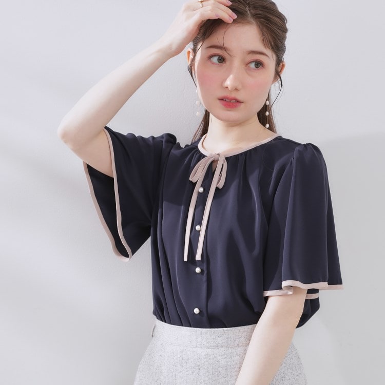 クチュールブローチ(Couture Brooch)の【きれいめ・二の腕カバー・通勤】配色フレア2WAYブラウス シャツ・ブラウス