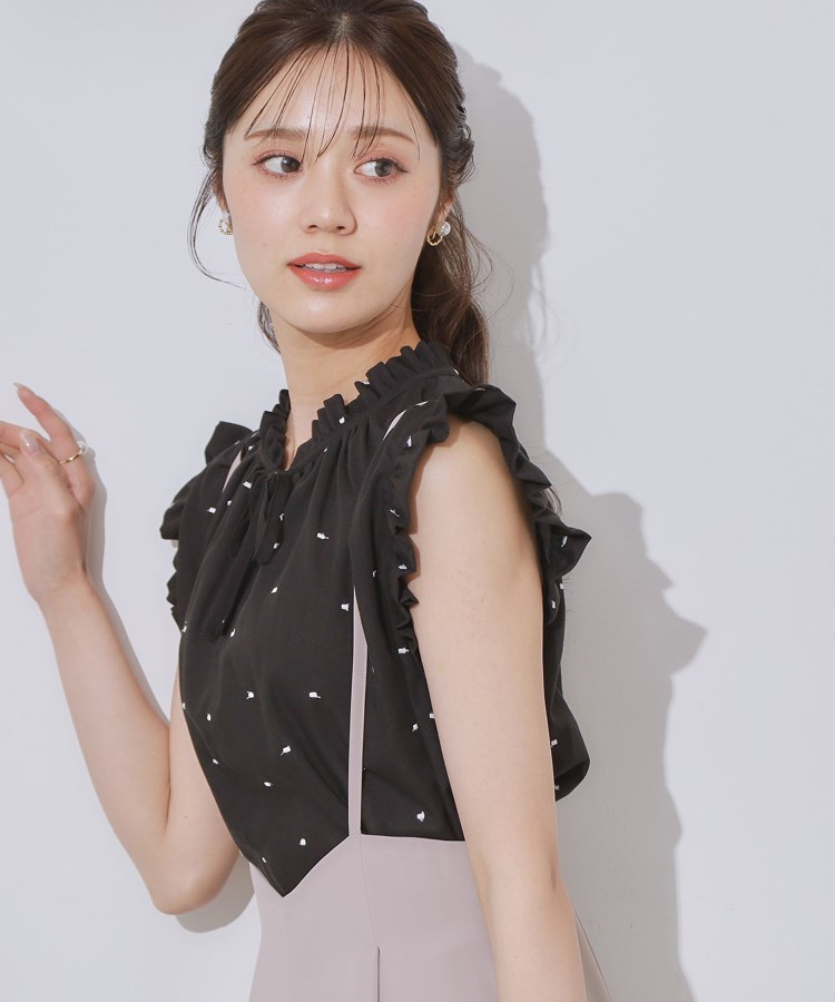 クチュールブローチ(Couture Brooch)の【マシンウォッシャブル】ドット刺繍リボンデザインブラウス5