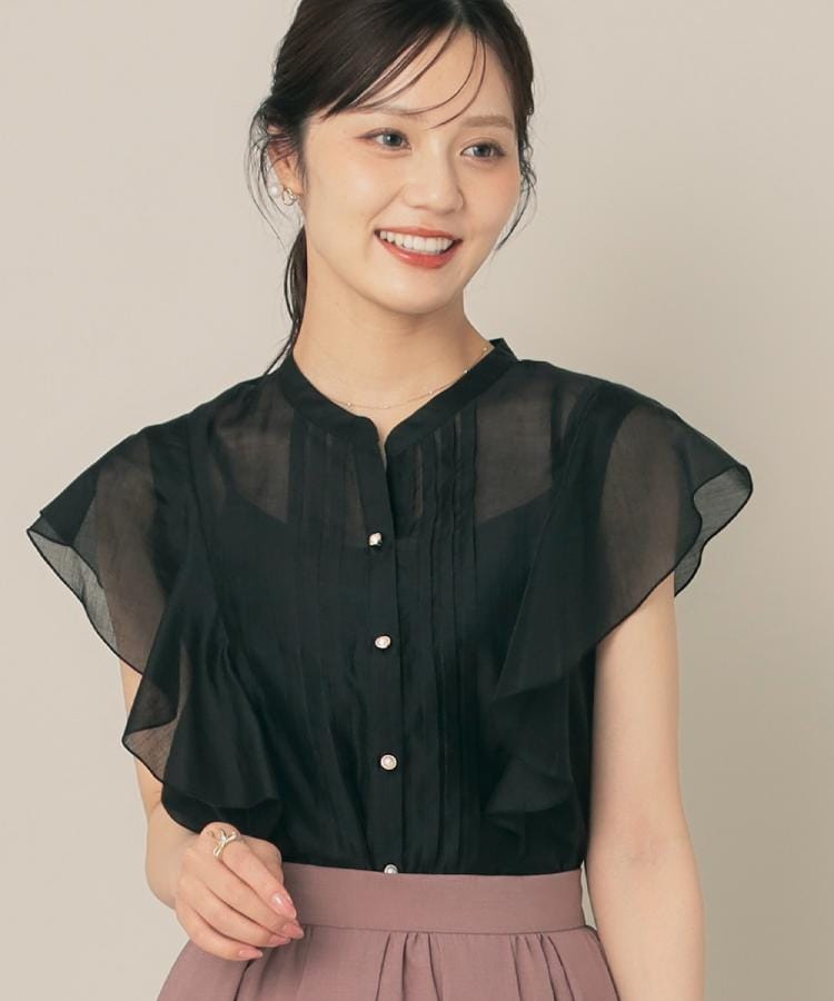 クチュールブローチ(Couture Brooch)の【洗える・オシャレな透け感】タックデザインフレア袖シアーブラウス ブラック(019)