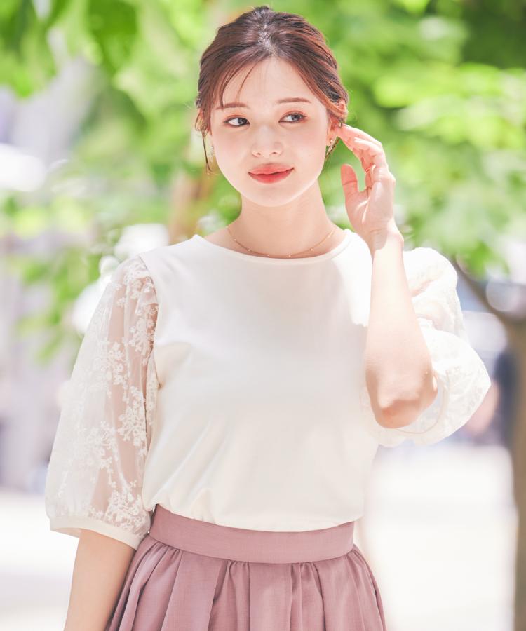 クチュールブローチ(Couture Brooch)の【接触冷感・UV・マシンウォッシャブル】袖レースデザイントップス オフホワイト(003)