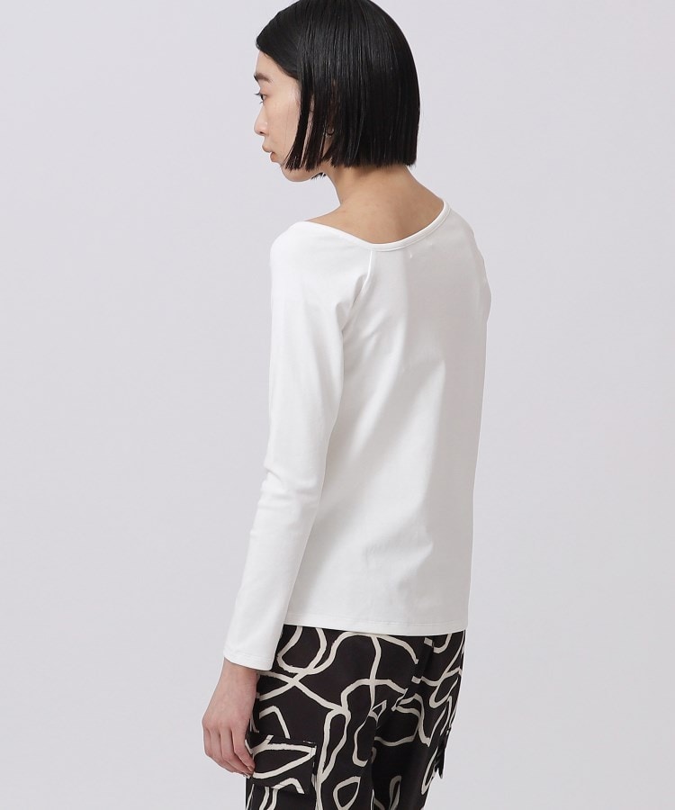 ギャレスト(GALLEST)のアシンメトリ―カットアウトトップス5