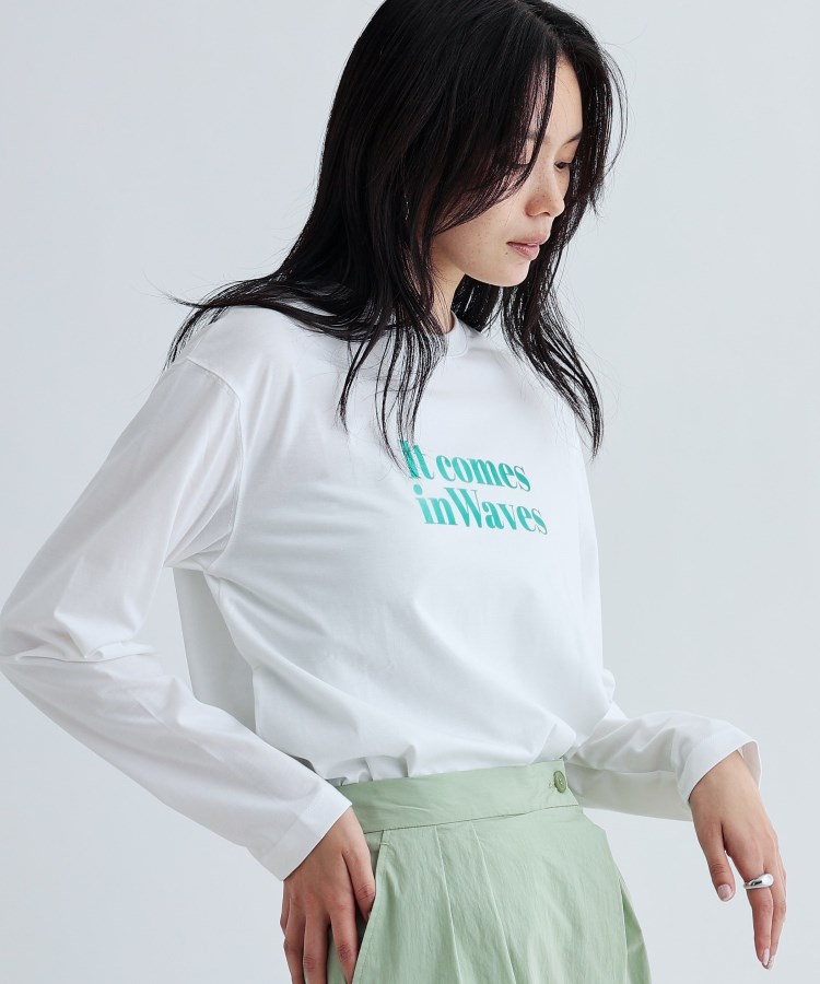 ギャレスト(GALLEST)のメタリックロゴロングスリーブTシャツ2