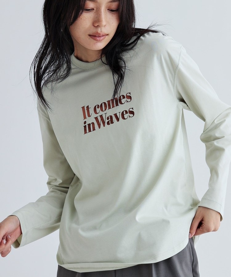 ギャレスト(GALLEST)のメタリックロゴロングスリーブTシャツ6