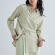 ギャレスト(GALLEST)のマルチウェイストライプカシュクールシャツ1