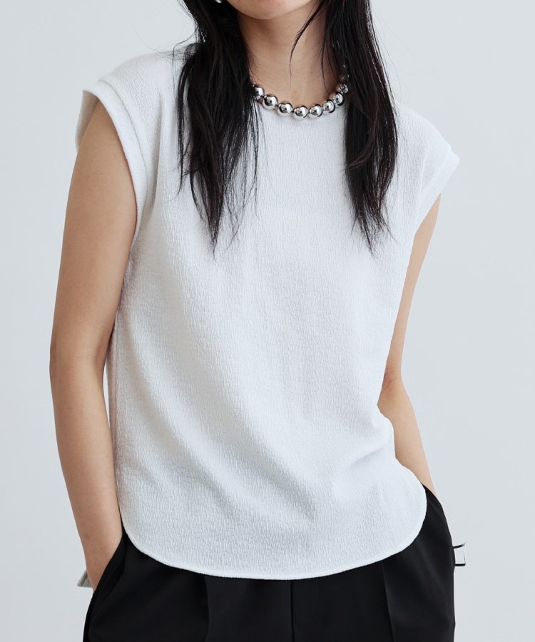 ギャレスト(GALLEST)のバックシャンノースリTシャツ ホワイト(001)