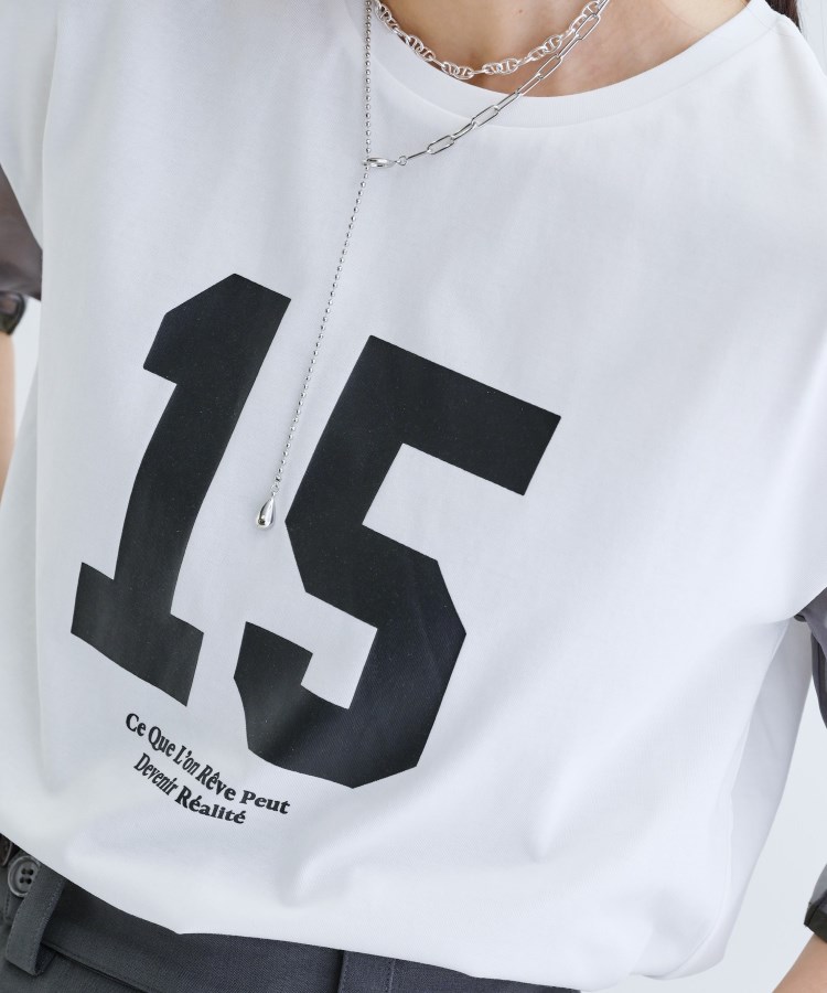 ギャレスト(GALLEST)のシアースリーブプリントTシャツ21