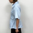 ギャレスト(GALLEST)の【一部店舗限定】シャーリングビスチェデザイン半袖シャツ7