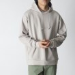 ザ ショップ ティーケー（メンズ）(THE SHOP TK(Men))の【コーデのメインとしても、ジャケットのインナーにもおすすめ】ダンボールプルパーカ16