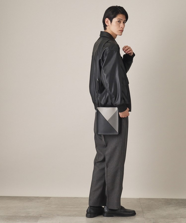 ザ ショップ ティーケー（メンズ）(THE SHOP TK(Men))のパネルラインBOXショルダーバッグ15