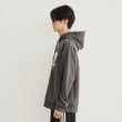 ザ ショップ ティーケー（メンズ）(THE SHOP TK(Men))のプリントダンボールパーカー ビッグシルエット／ユニセックス26