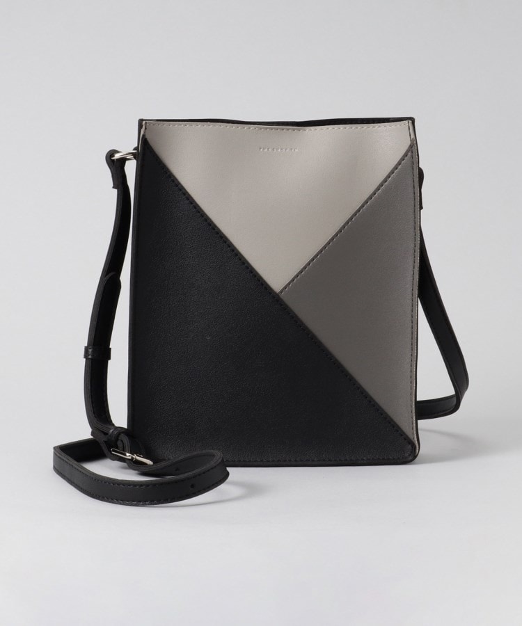 ◇パネルラインBOXショルダーバッグ(ショルダーバッグ) | THE ◇パネルラインBOXショルダーバッグ(ショルダーバッグ) | THE