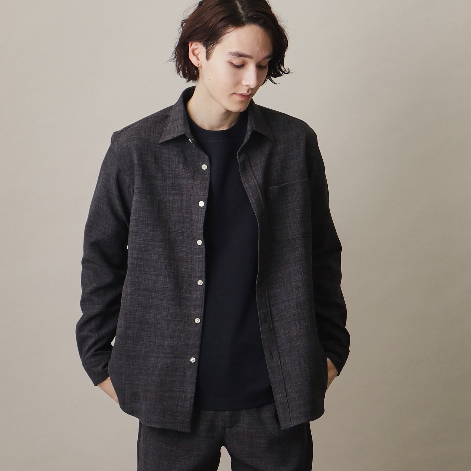 ザ ショップ ティーケー（メンズ）(THE SHOP TK(Men))の【セットアップ可／ドライタッチ】Reflax（R） リネンライクレギュラーシャツ チャコールグレー(014)