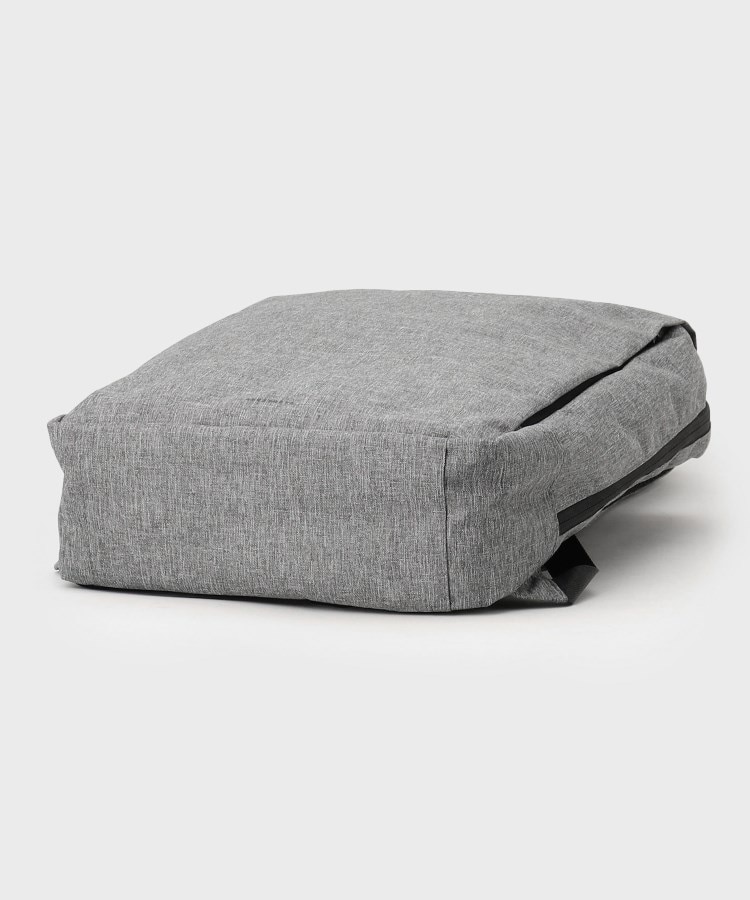 ザ ショップ ティーケー（メンズ）(THE SHOP TK(Men))の【薄型/満員電車対応】10ポケット軽量バックパック ON・OFF兼用／PCポケット付き5