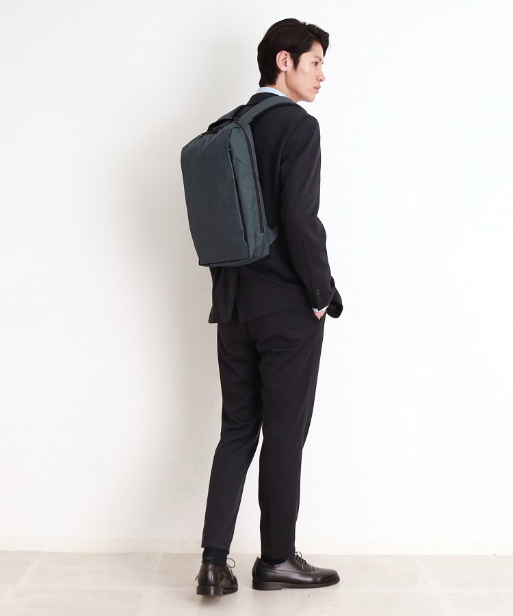 ザ ショップ ティーケー（メンズ）(THE SHOP TK(Men))の【薄型/満員電車対応】10ポケット軽量バックパック ON・OFF兼用／PCポケット付き19