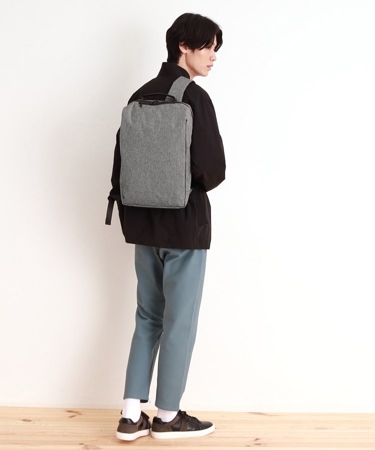 ザ ショップ ティーケー（メンズ）(THE SHOP TK(Men))の【薄型/満員電車対応】10ポケット軽量バックパック ON・OFF兼用／PCポケット付き21