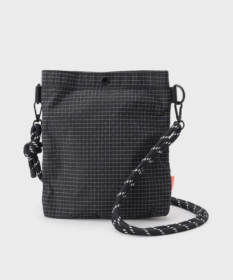 ザ ショップ ティーケー（メンズ）(THE SHOP TK(Men))のナイロンスクエアサコッシュ 【ユニセックス／軽量】3