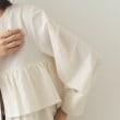 オペークドットクリップ(OPAQUE.CLIP)の前開きペプラムブラウス【洗濯機洗い可】18