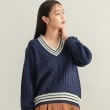 オペークドットクリップ(OPAQUE.CLIP)の配色ラインチルデンVネックニット【洗濯機洗い可】 ネイビー(094)