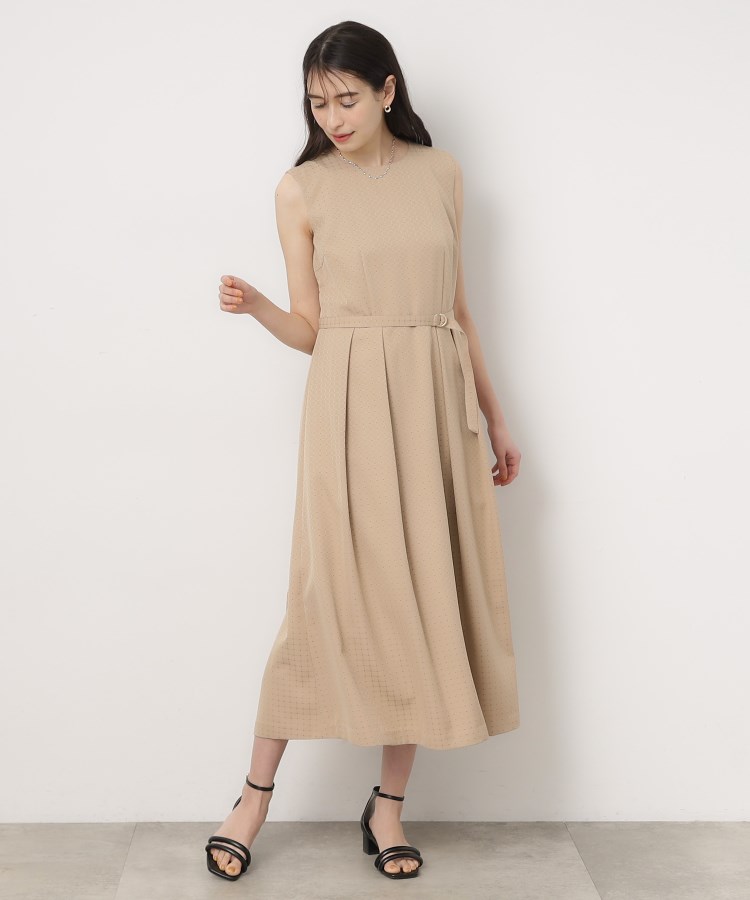 美品♡インディヴィ*ドット柄フィット&フレア ワンピース 美品♡インディヴィ*ドット柄フィット&フレア ワンピース