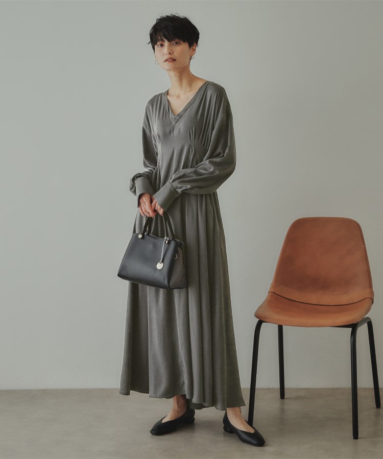 大草直子さんコラボ】ウエストタックワンピース(マキシ・ロング 大草直子さんコラボ】ウエストタックワンピース(マキシ・ロング