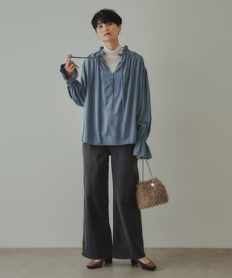大草直子さんコラボ】フリルネックブラウス(シャツ・ブラウス 大草直子さんコラボ】フリルネックブラウス(シャツ・ブラウス