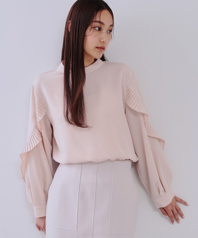 オペークドットクリップ(OPAQUE.CLIP)の《美人百花掲載》プリーツフリルスリーブブラウス【洗濯機洗い可】 ライトピンク(070)