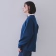 オペークドットクリップ(OPAQUE.CLIP)のパール調ボタン付ニットカーディガン【洗濯機洗い可】15