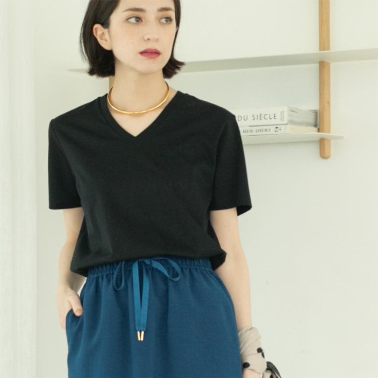 オペークドットクリップ(OPAQUE.CLIP)の《5色展開/SS-LLサイズ》VネックベーシックTシャツ【接触冷感/洗濯機洗い可】 Ｔシャツ