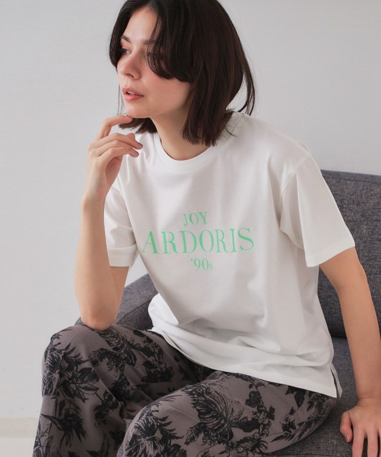 オペークドットクリップ(OPAQUE.CLIP)のフロッキーロゴTシャツ【洗濯機洗い可】 ホワイト(001)