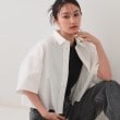 オペークドットクリップ(OPAQUE.CLIP)のクロップドハーフスリーブシャツ【洗濯機洗い可】 ホワイト(001)