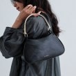 ギャレスト(GALLEST)の【LE VERNIS】アーチハンドルバッグ4