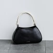 ギャレスト(GALLEST)の【LE VERNIS】アーチハンドルバッグ ブラック(019)