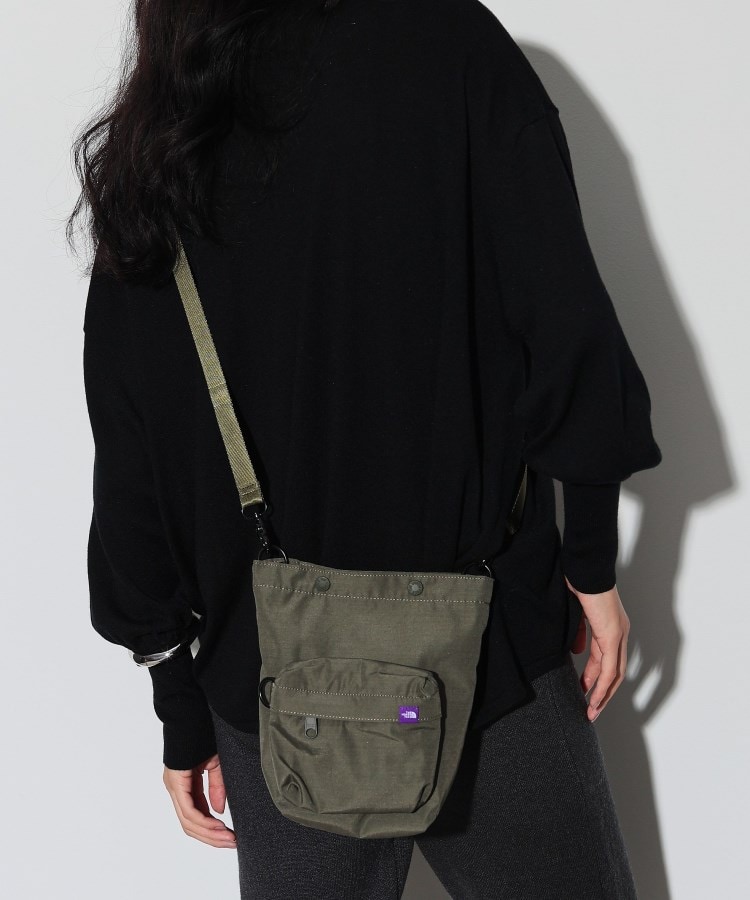 ザ・ノース・フェイス(THE NORTH FACE) label purple ショルダー ザ・ノース・フェイス(THE NORTH FACE) label purple ショルダー