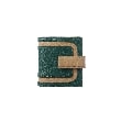 ヒロコ ハヤシ(HIROKO HAYASHI)のTERZO（テルツォ）薄型二つ折り財布 ダークグリーン(523)