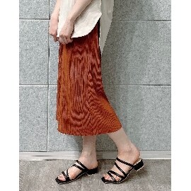 シューラルー/ドレスキップ(SHOO・LA・RUE/DRESKIP)のひんやり　プリーツナロースカート マキシ・ロングスカート