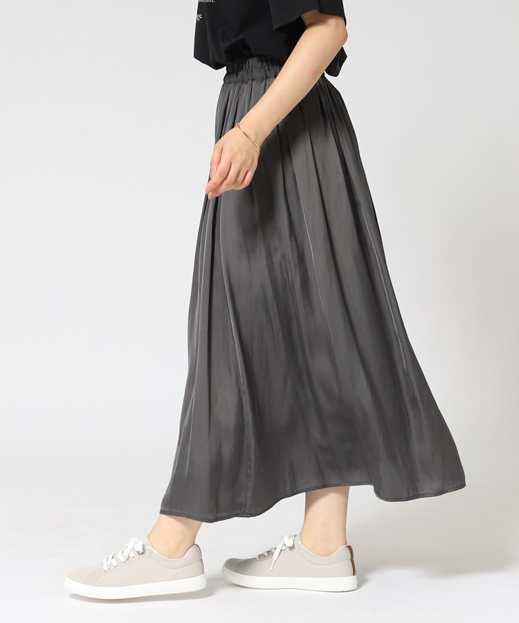 シューラルー/ドレスキップ(SHOO・LA・RUE/DRESKIP)の女性らしさあふれる サテンギャザースカート6