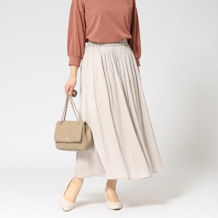 シューラルー/ドレスキップ(SHOO・LA・RUE/DRESKIP)の女性らしさあふれる サテンギャザースカート マキシ・ロングスカート