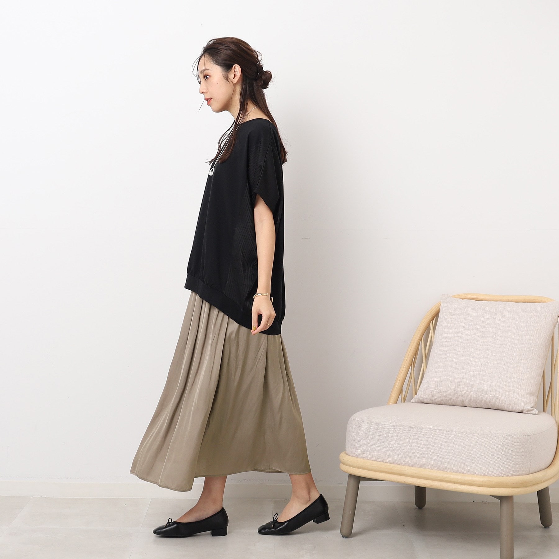 シューラルー/ドレスキップ(SHOO・LA・RUE/DRESKIP)の女性らしさあふれる サテンギャザースカート16