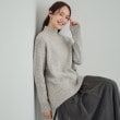 シューラルー/ドレスキップ(SHOO・LA・RUE/DRESKIP)の【体型カバー】ふわふわミックスヤーン ハイネックニット ライトベージュ(051)