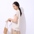 シューラルー/ドレスキップ(SHOO・LA・RUE/DRESKIP)の上品な女性らしさを演出　すっきり魅せるVネックトップス10