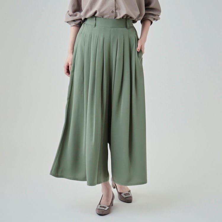 シューラルー/ドレスキップ(SHOO・LA・RUE/DRESKIP)の【高レビュー/洗える】柔らかで上品に　落ち感のきれいなボリュームスカーチョ 6～9分丈パンツ