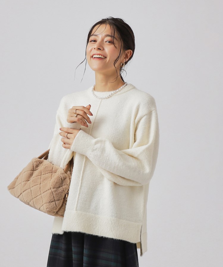 ふわふわで愛らしい】メルティ ショートフェザータッチニット ふわふわで愛らしい】メルティ ショートフェザータッチニット