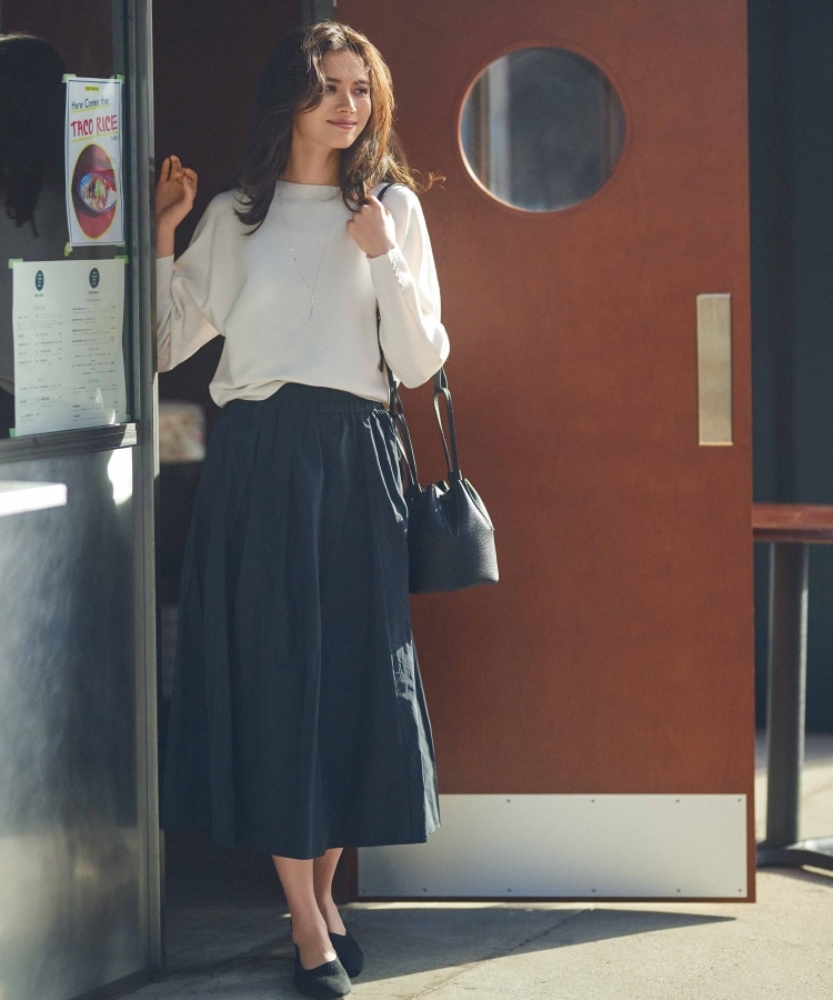 女性らしいボリューム感 ギャザースカート(ミモレスカート 女性らしいボリューム感 ギャザースカート(ミモレスカート