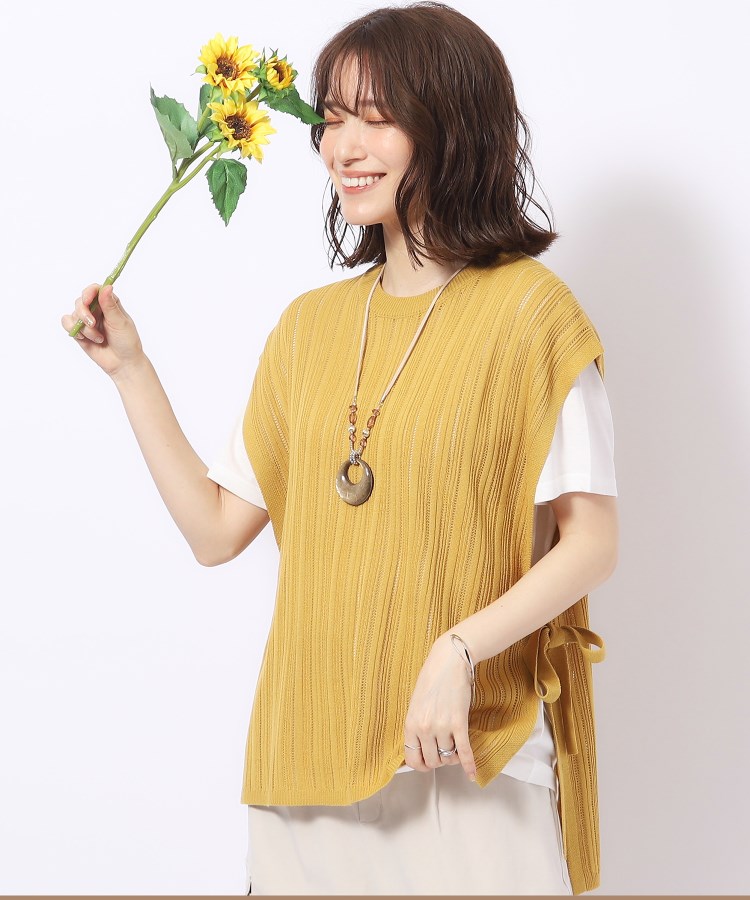 2点セット】大人の抜け感 透かし編みベスト+インナーTシャツ 2点セット】大人の抜け感 透かし編みベスト+インナーTシャツ