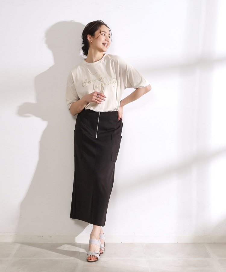 シューラルー/ドレスキップ(SHOO・LA・RUE/DRESKIP)の【洗える/UV】 大人のための ぷっくりラメロゴTシャツ18