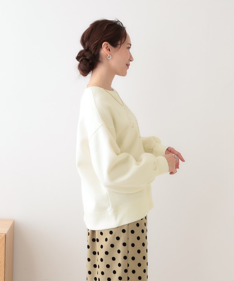 シューラルー/ドレスキップ(SHOO・LA・RUE/DRESKIP)の【S-LL】大人なロゴ刺繡が魅力 裏起毛トップス2