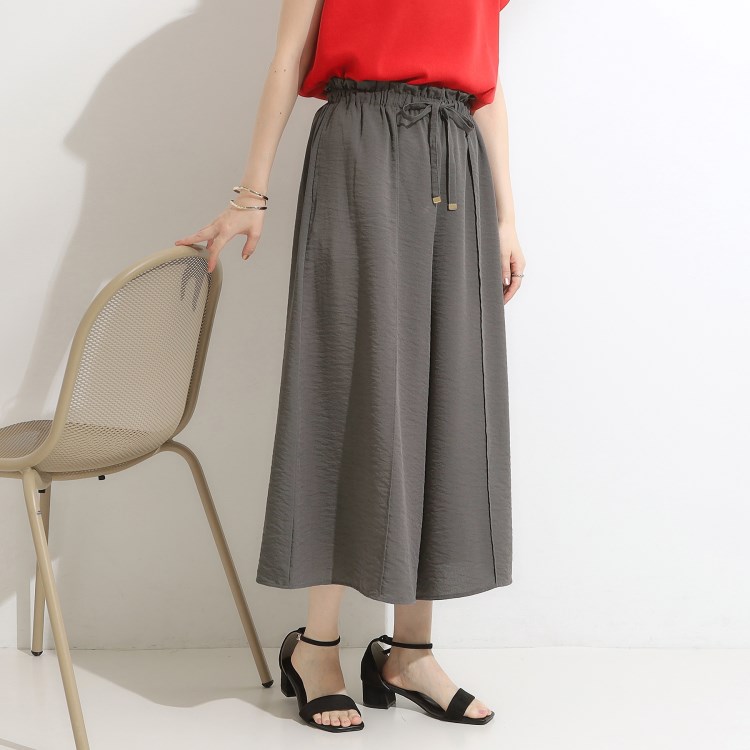 シューラルー/ドレスキップ(SHOO・LA・RUE/DRESKIP)の【洗える/ひんやり】脚のラインを拾いにくい ピンタックスカーチョ 6～9分丈パンツ